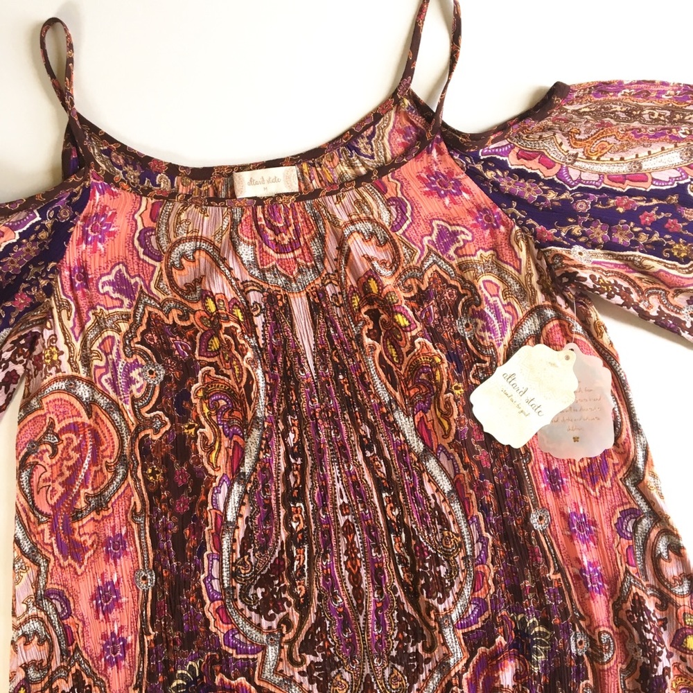 Altar’d State Cold Shoulder Dress Size M